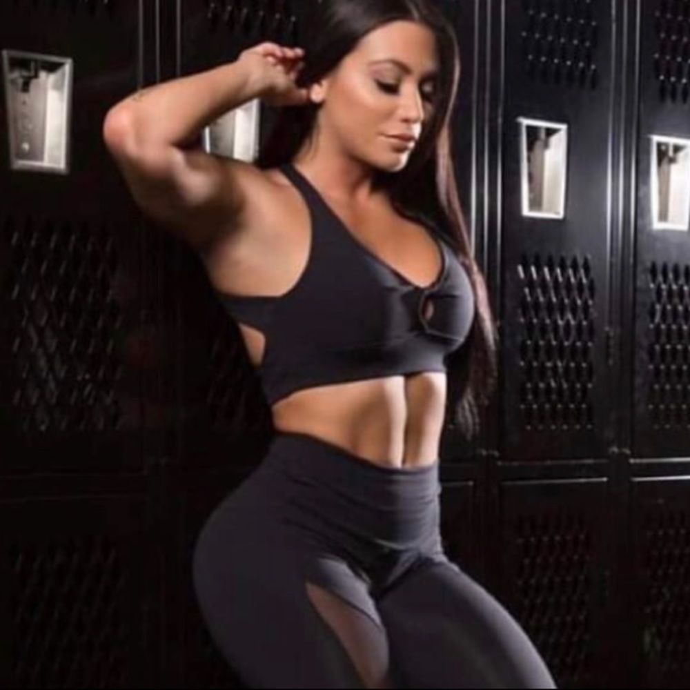❌SOLD❌ Açaí Berry Sports Bra Bundle